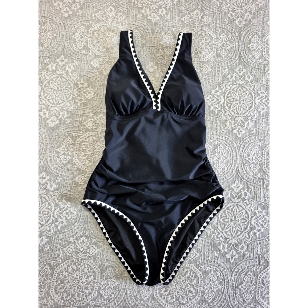B2PRITY Womens One Piece Swimsuit Black Ric Rac‎ Trim Ruched V-Neck Size M NWT